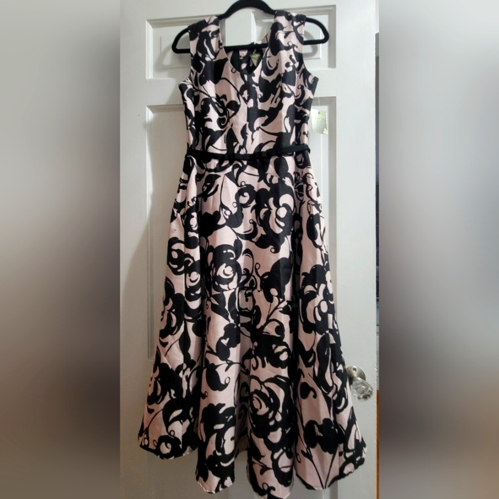 Taylor Black and Pink Floral Dress
